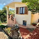 I Bilocali Di Via Ginestre, Ferienhaus *