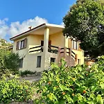 Hébergement de vacances I Bilocali Di Via Ginestre, *