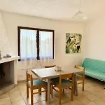 I Bilocali Di Via Ginestre, Holiday home Rena Majore