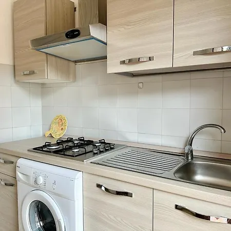 Holiday home I Bilocali Di Via Ginestre,