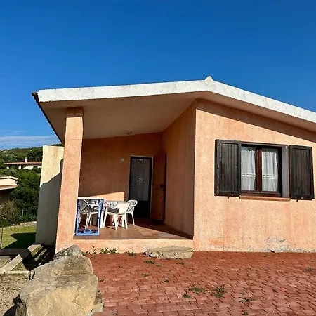 Holiday home I Bilocali Di Via Ginestre, *