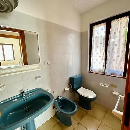 Holiday home I Bilocali Di Via Ginestre, Rena Majore