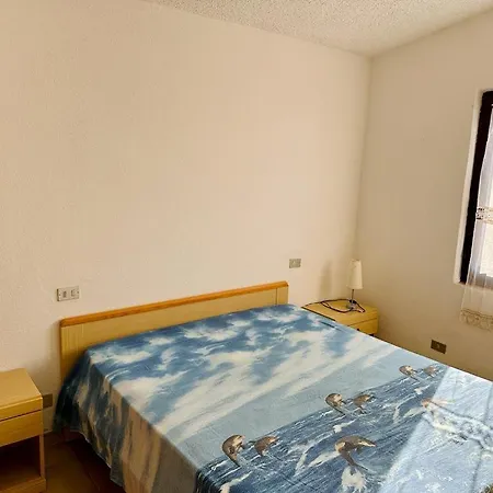 Holiday home I Bilocali Di Via Ginestre, Rena Majore