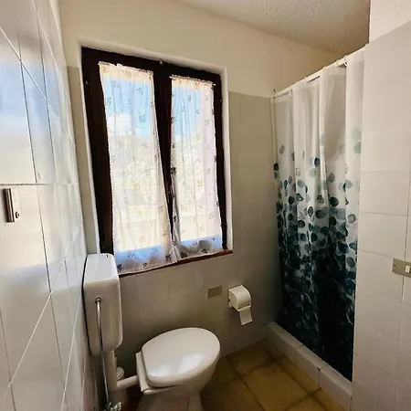Holiday home I Bilocali Di Via Ginestre, *