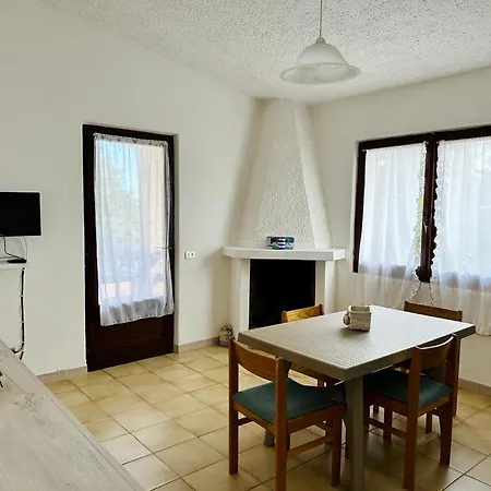 I Bilocali Di Via Ginestre, Holiday home