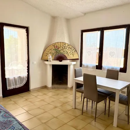 I Bilocali Di Via Ginestre, Holiday home Rena Majore
