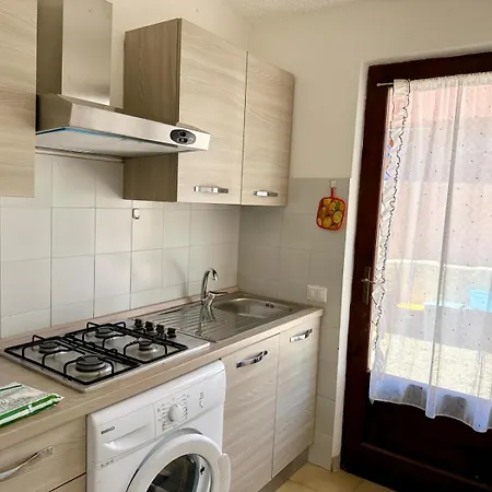 I Bilocali Di Via Ginestre, Vakantiehuis Rena Majore