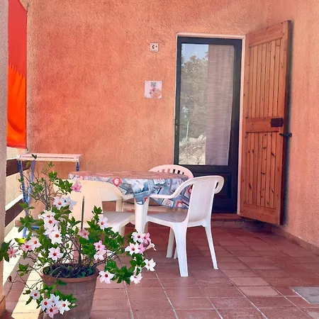 Holiday home I Bilocali Di Via Ginestre, *