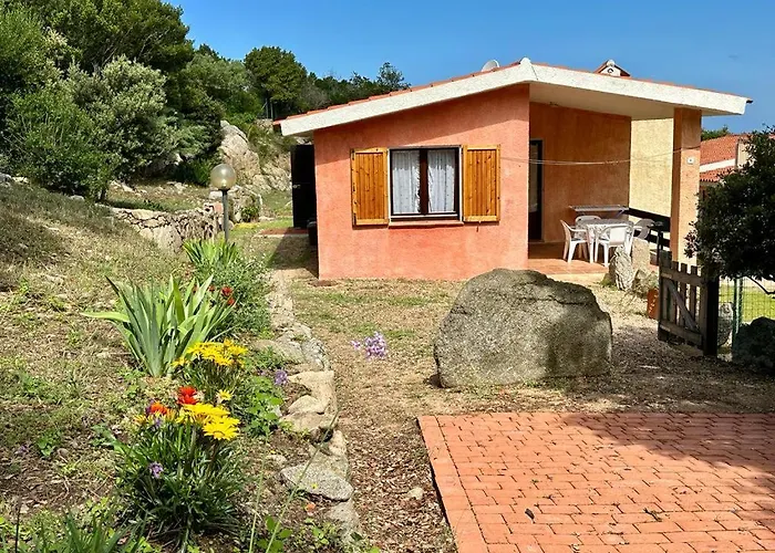 I Bilocali Di Via Ginestre, Nyaraló Rena Majore